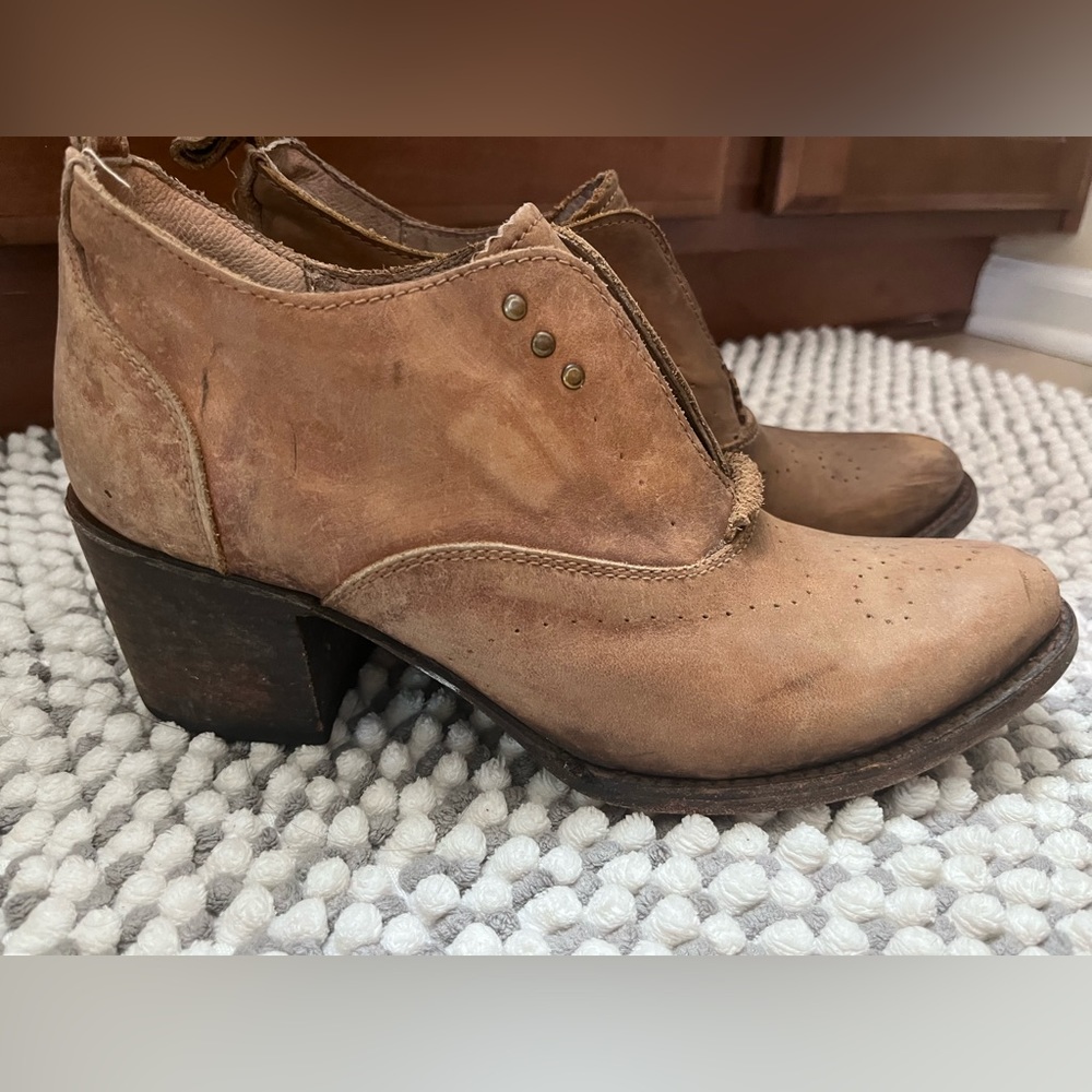 Freebird booties size 9. Worn condition but SO cute!